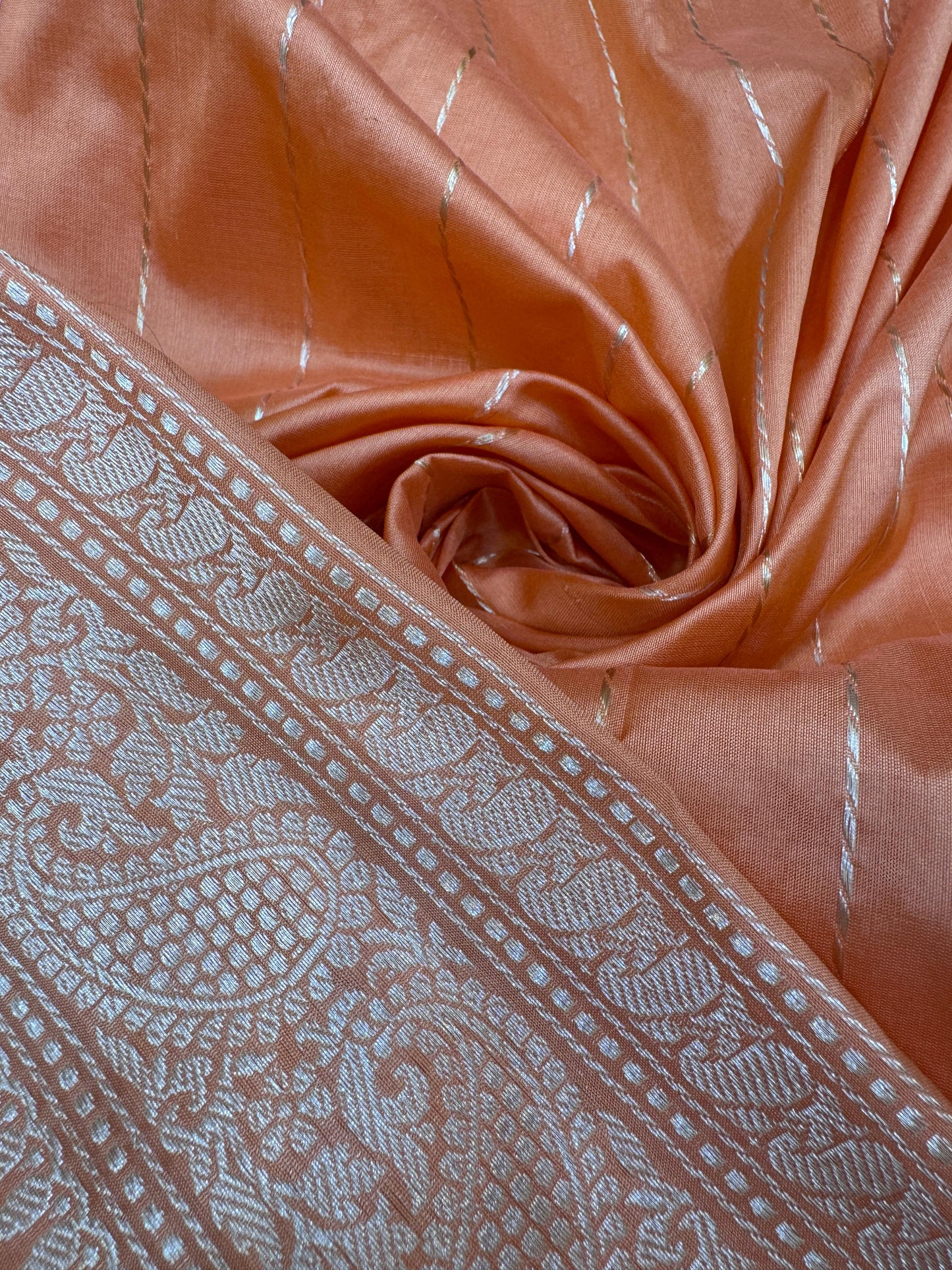Pure Banarasi Katan Silk Kadhwa Cross Saree