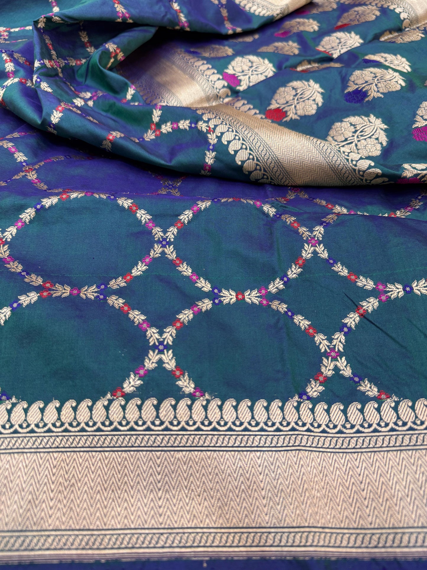 Pure Banarasi Katan Silk Jaal Saree