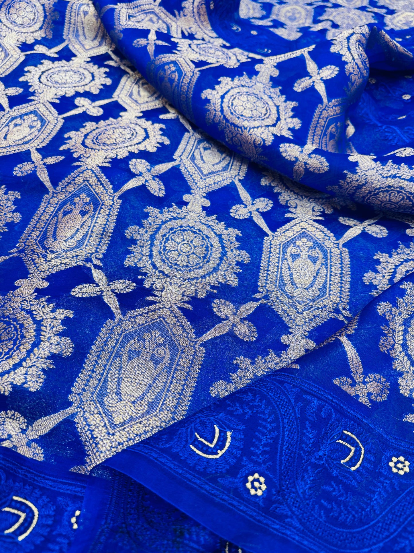 Pure Banarasi Kora Silk Jaal Saree With Satin Border