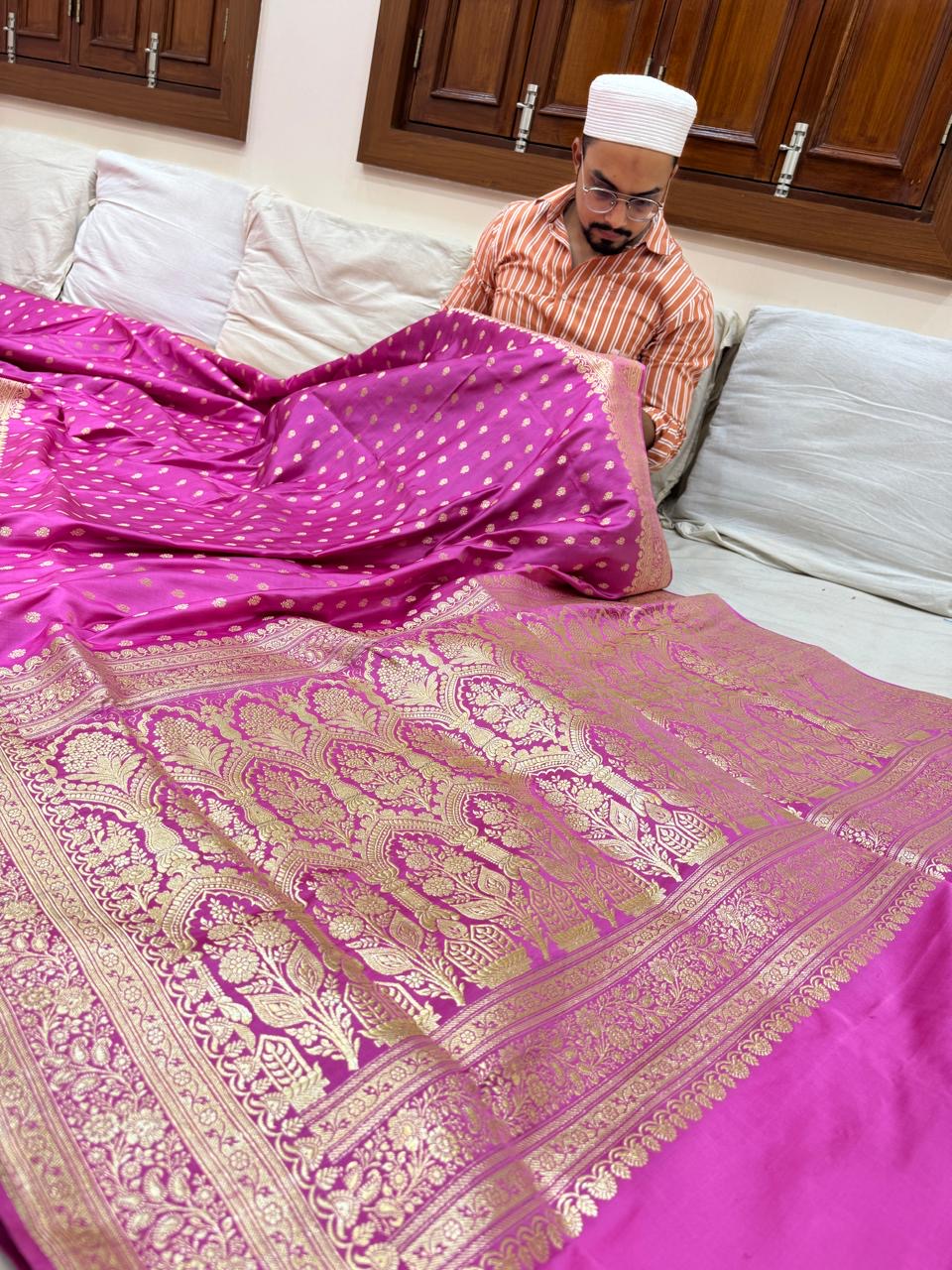 Pure Banarasi Satin Silk Chunri Buti Saree