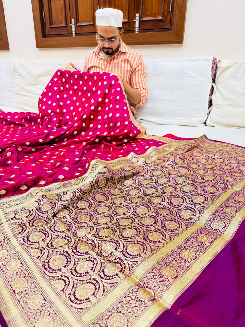 Pure Banarasi Satin Tanchoi Buti Saree