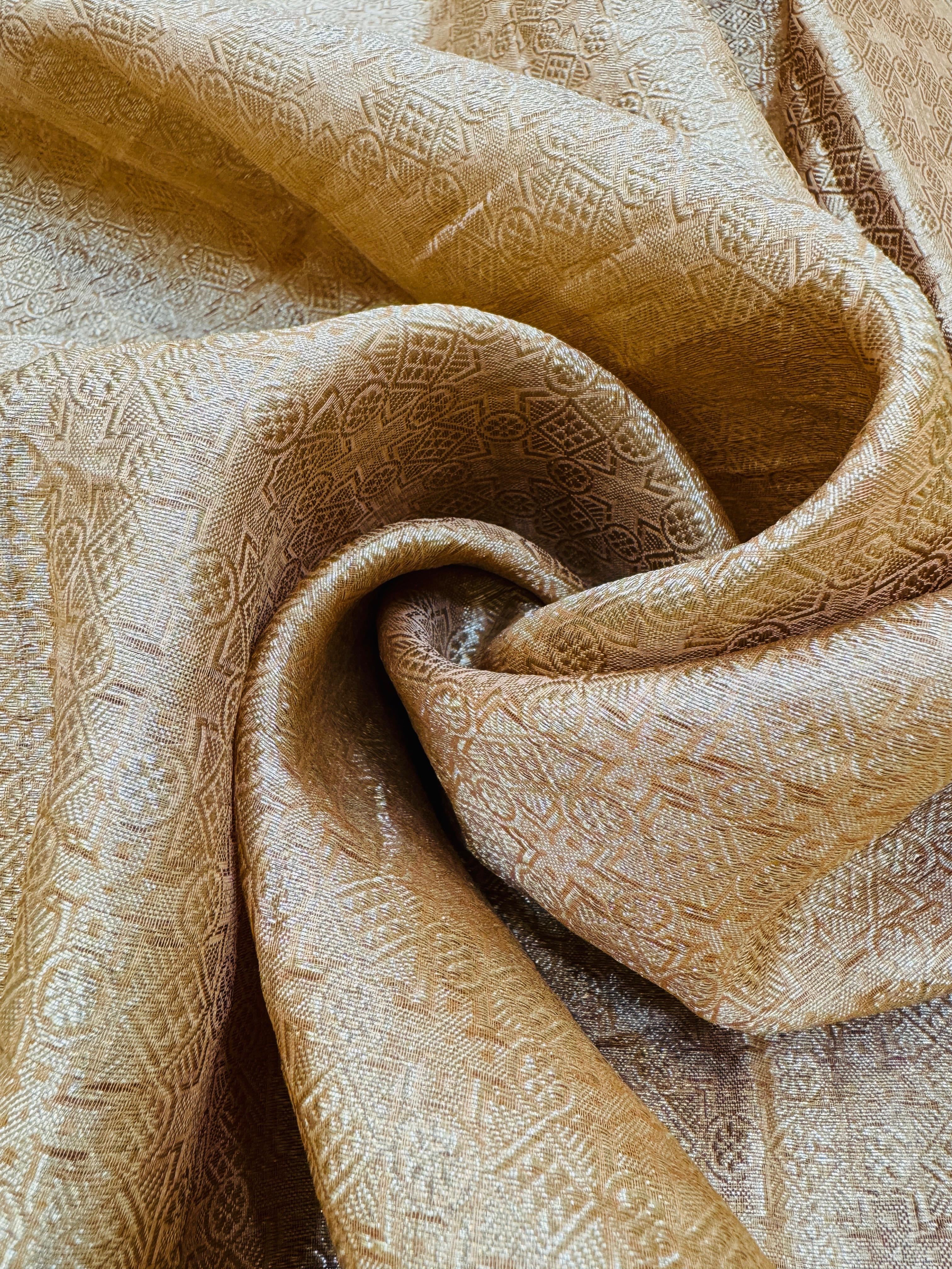 Pure Banarasi Kora Silk Embroidery Handbrush Saree