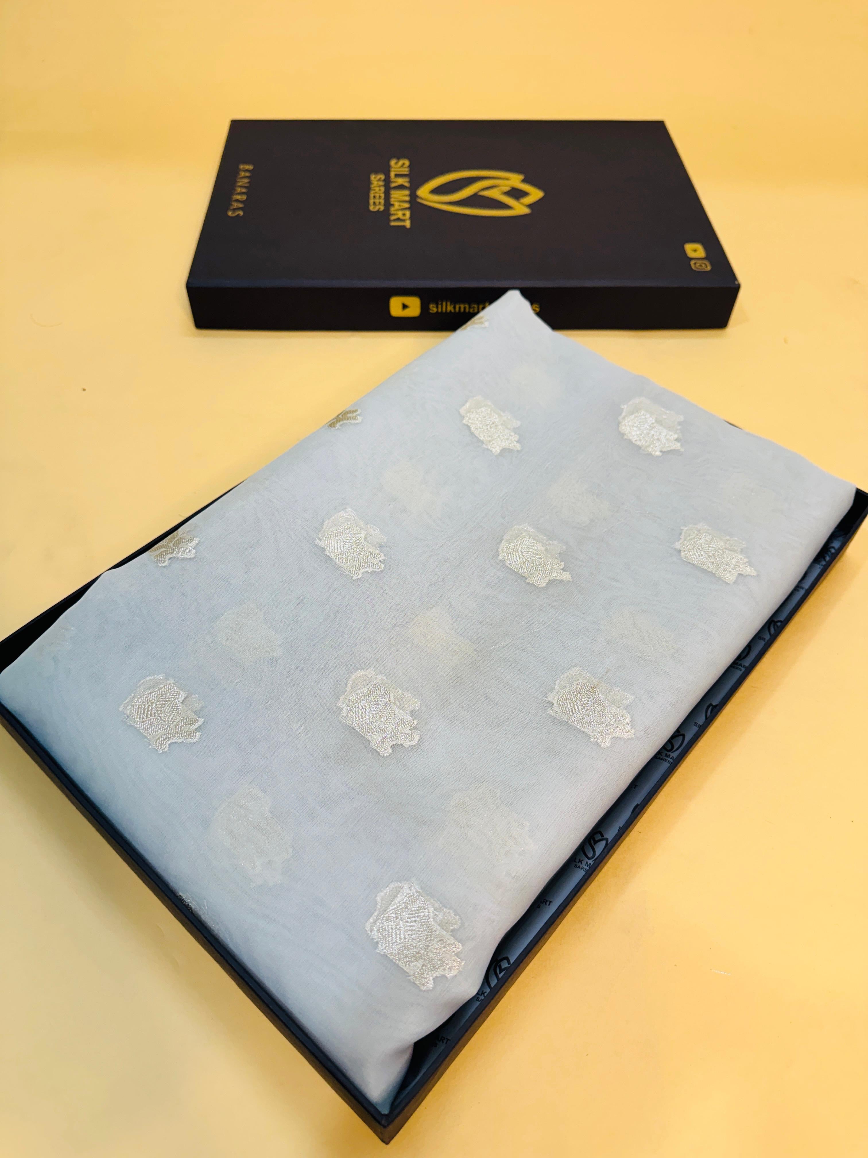 Art Silk Kora Kadhiyal Border Saree
