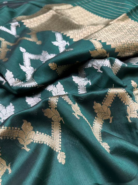 Pure Banarasi Dupion Silk Kadhwa Zig-Zag Saree