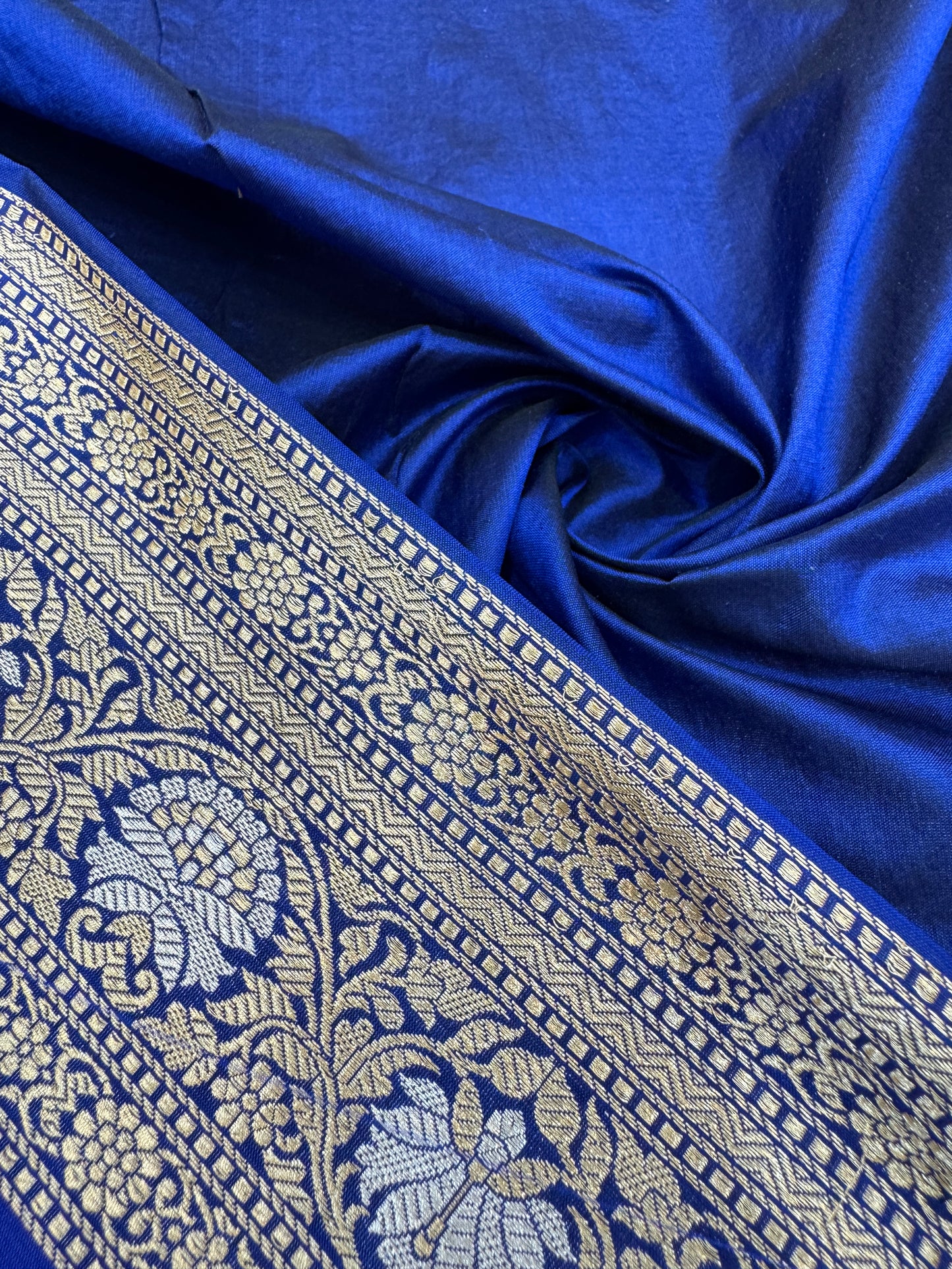 Pure Banarasi Katan Silk Sona Mina Jaal Saree