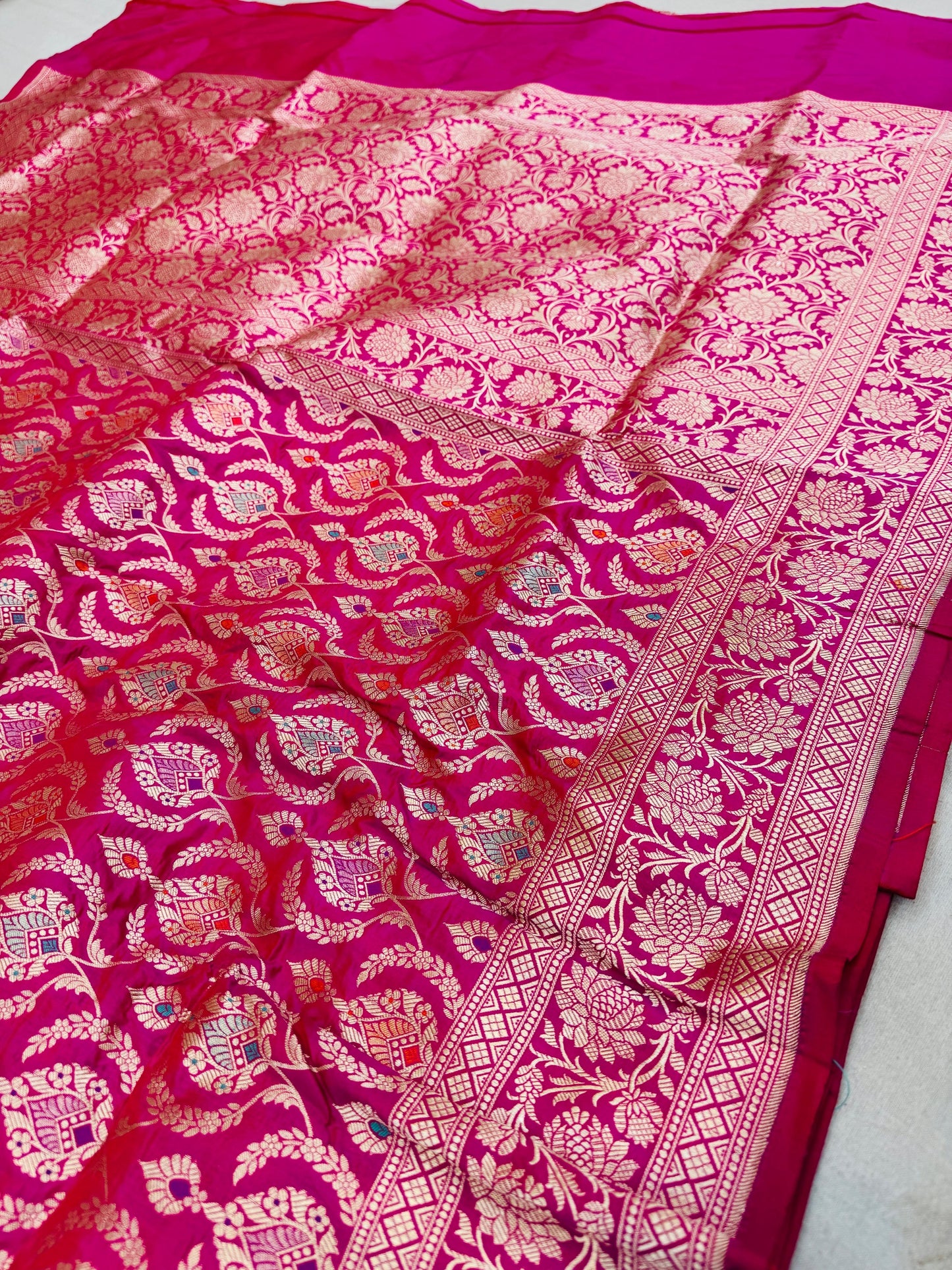 Pure Banarasi Katan Silk Mina Jaal Saree