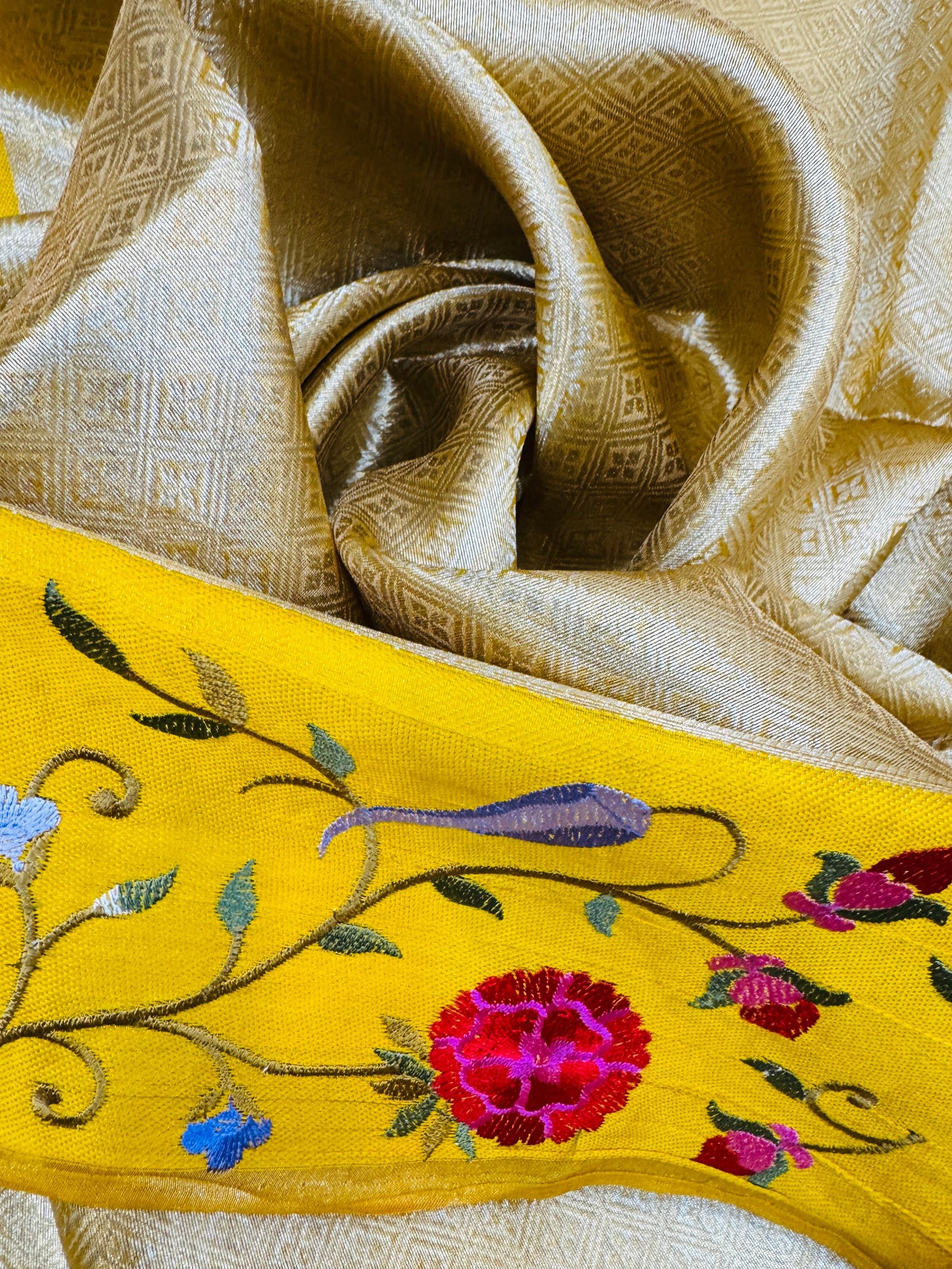 Pure Banarasi Tissue Silk Satin Border Embroidery Saree