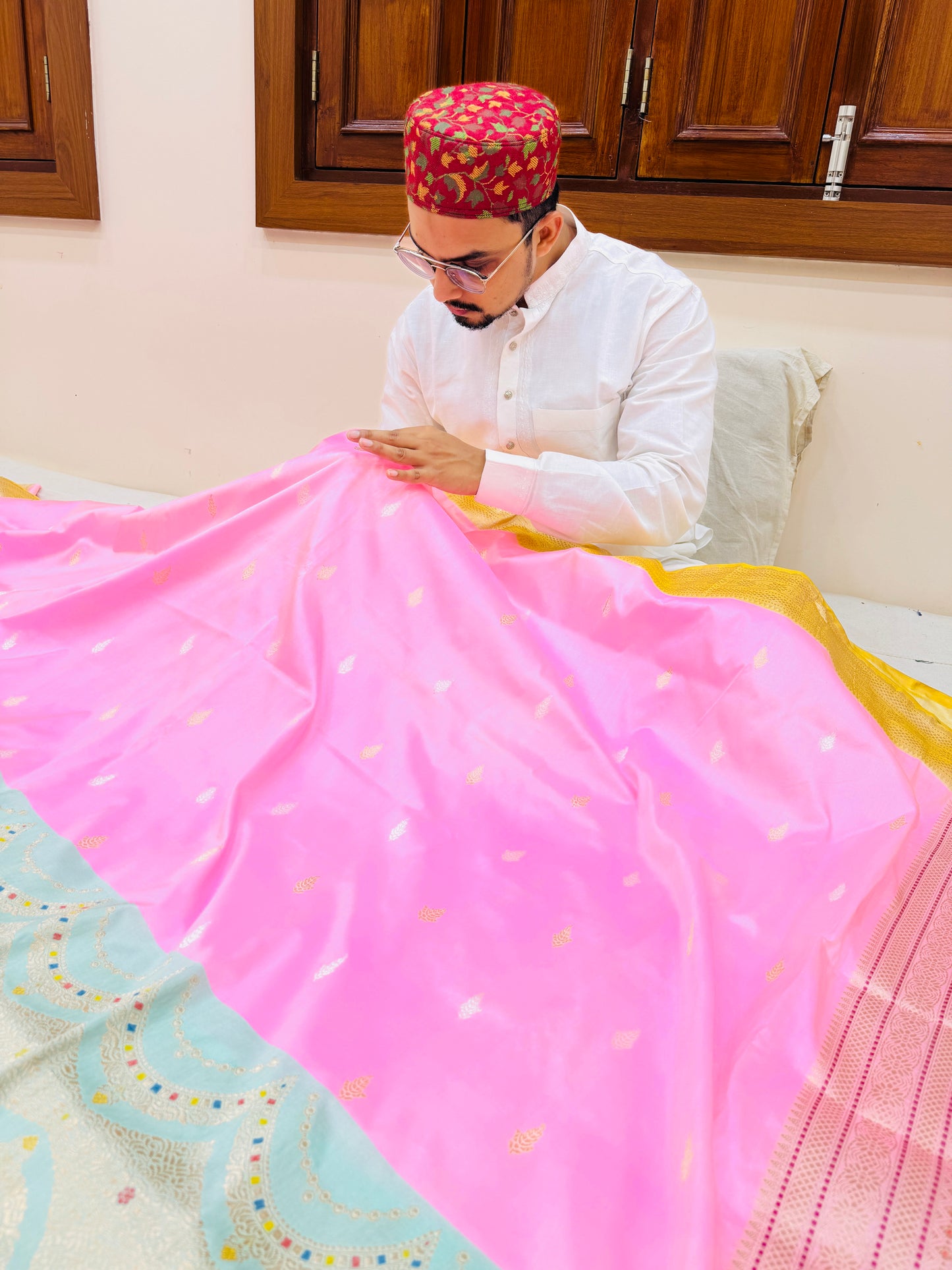 Pure Banarasi Katan Silk Mina Buti Skirt Border Saree