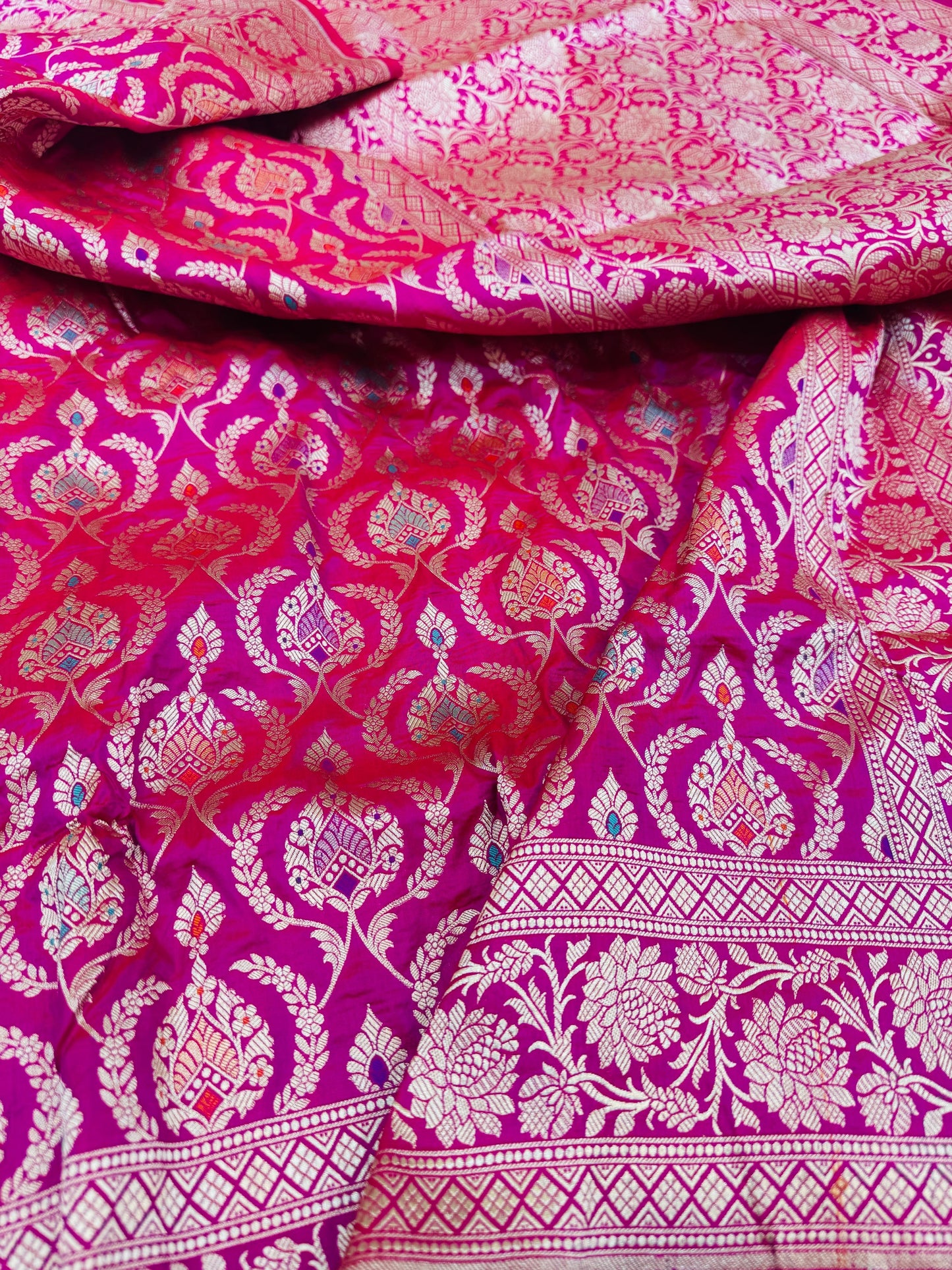 Pure Banarasi Katan Silk Mina Jaal Saree