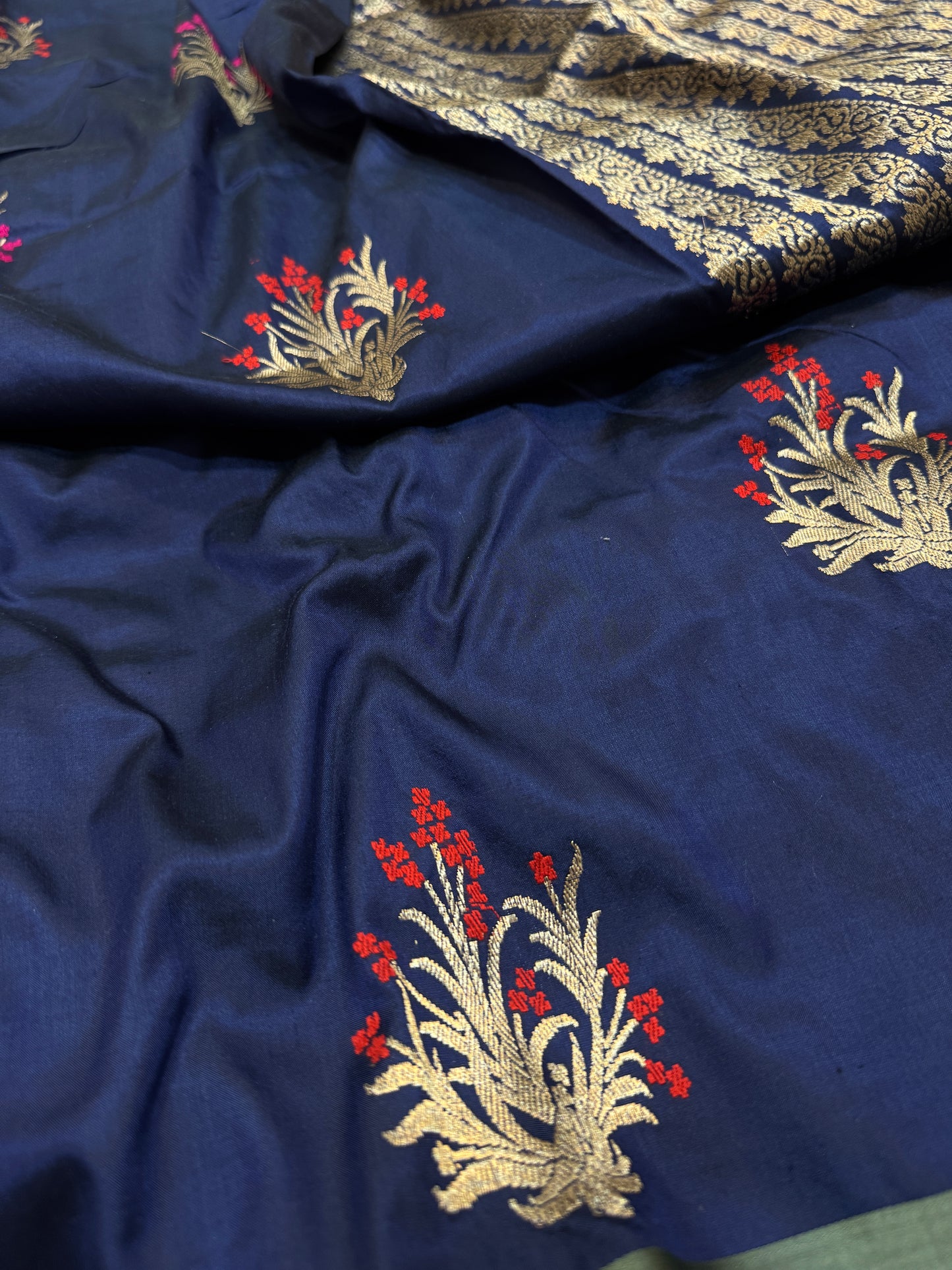 Pure Banarasi Katan Silk Kadhwa Buta Saree