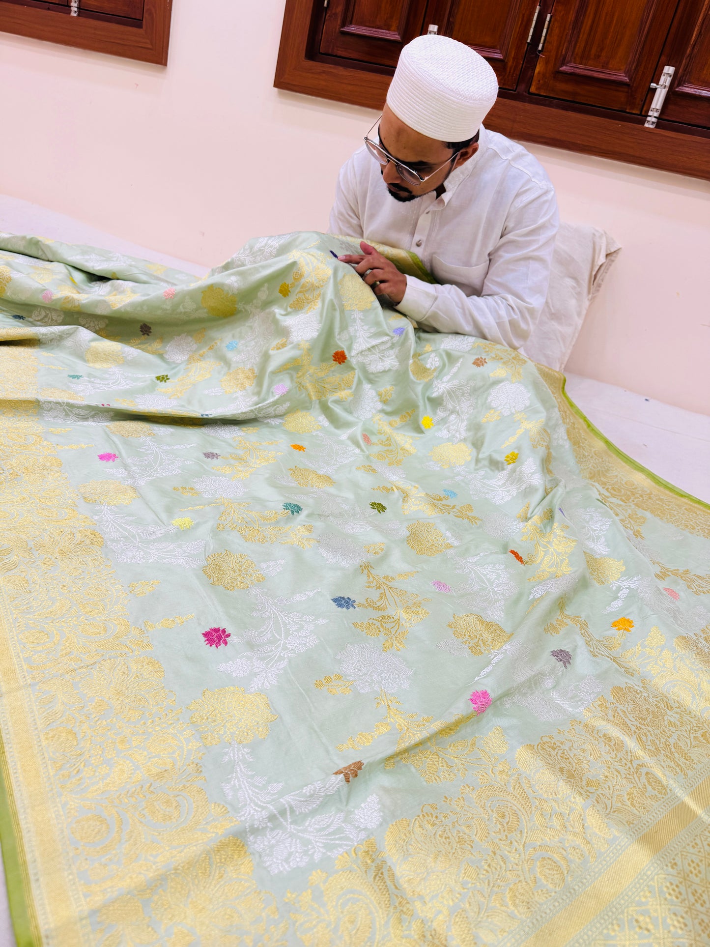 Pure Banarasi Katan Silk Kadhwa Jaal Saree