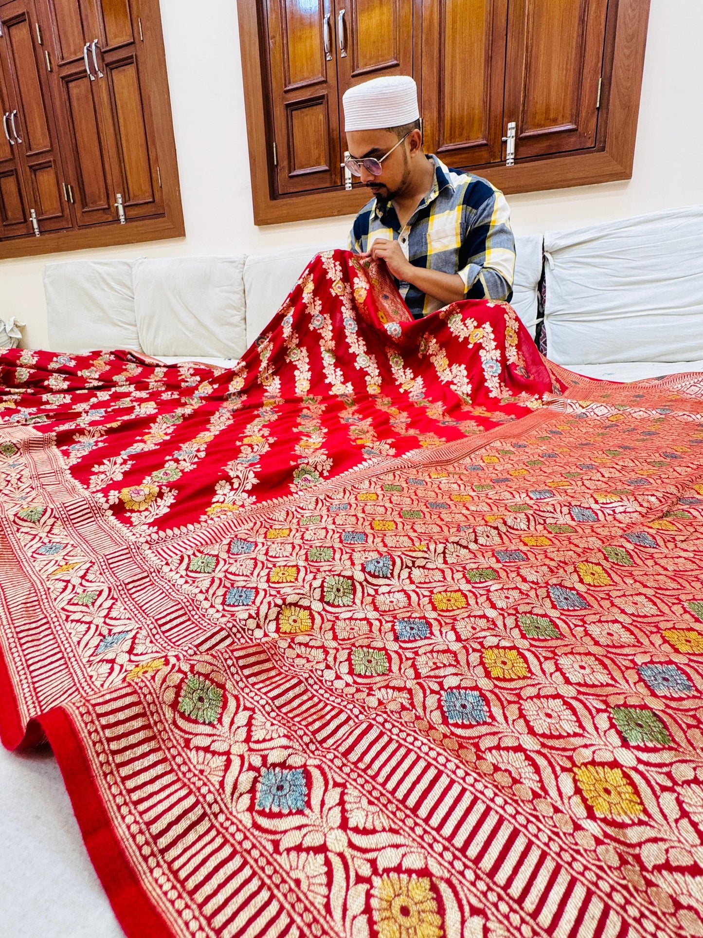 Pure Banarasi Munga Silk Cross Weaved Handbrush Saree