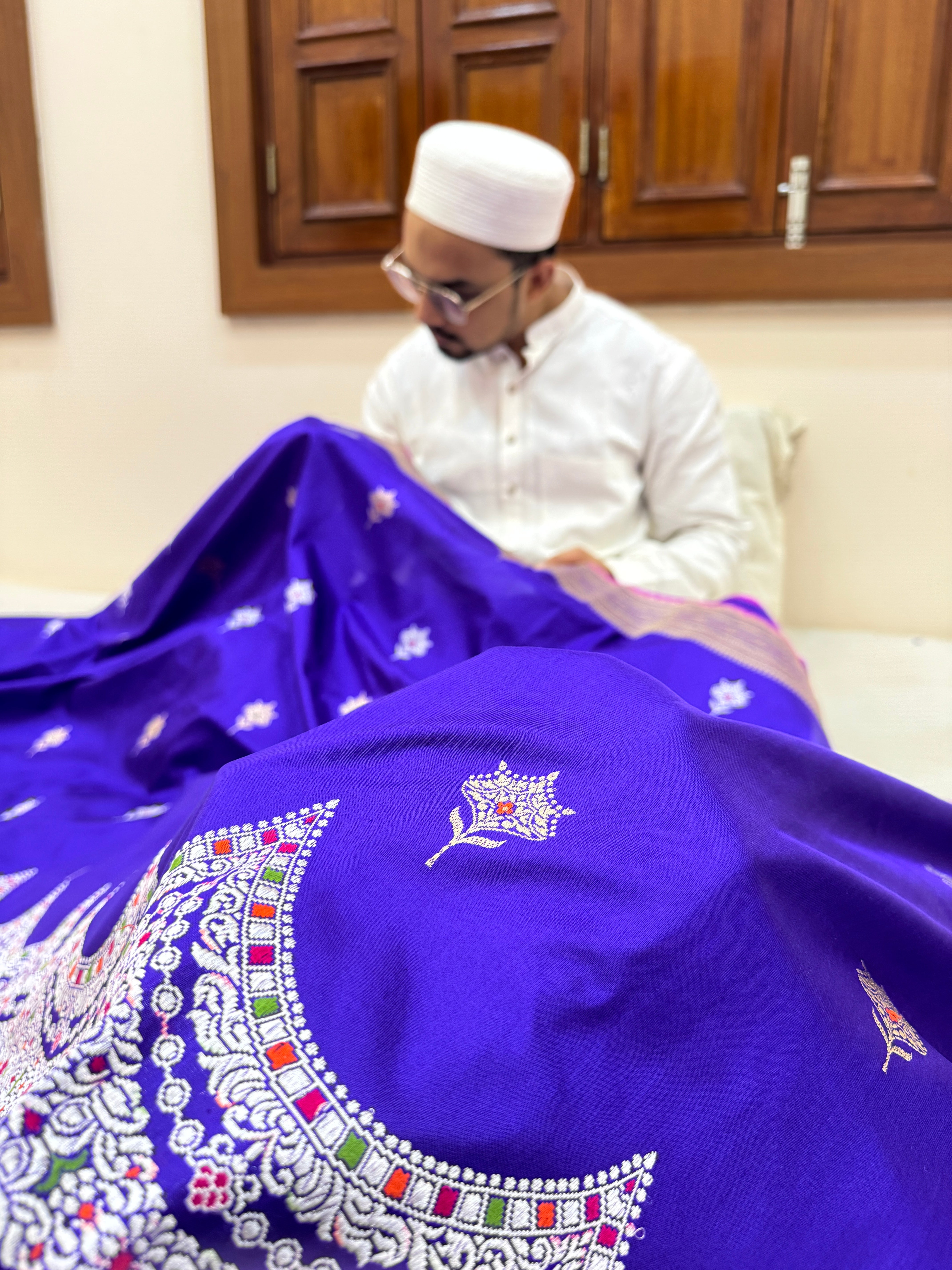 Pure Banarasi Katan Silk Mina Buti Skirt Border Saree