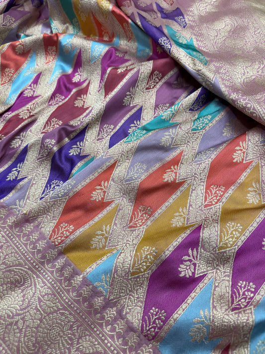 Pure Banarasi Katan Silk Kadhwa Rangkaat Saree