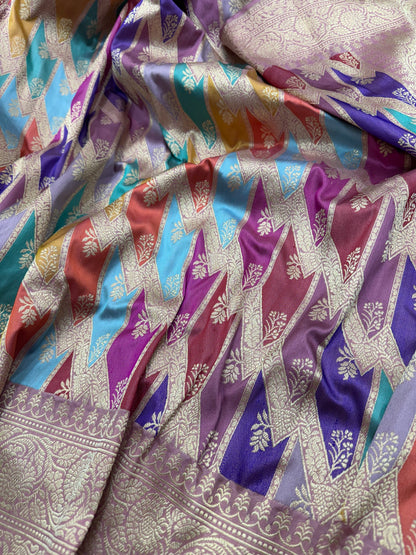 Pure Banarasi Katan Silk Kadhwa Rangkaat Saree