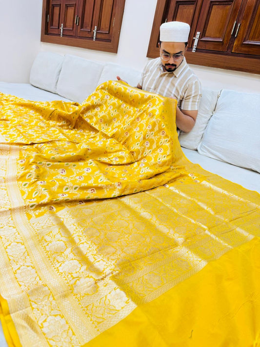 Pure Banarasi Katan Silk Mina Jaal Saree