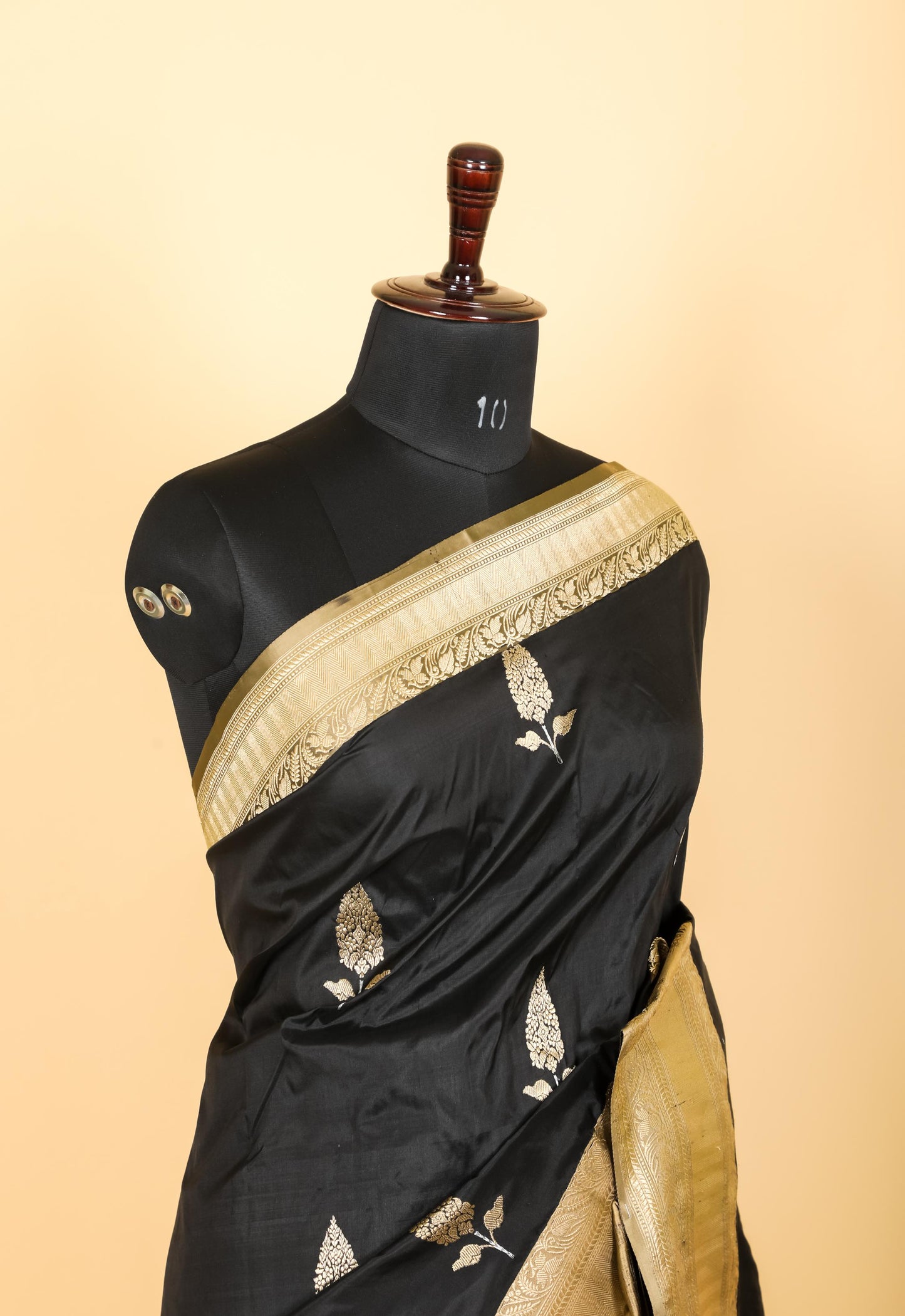 Pure Katan Silk Kadhwa Buta Banarasi Saree