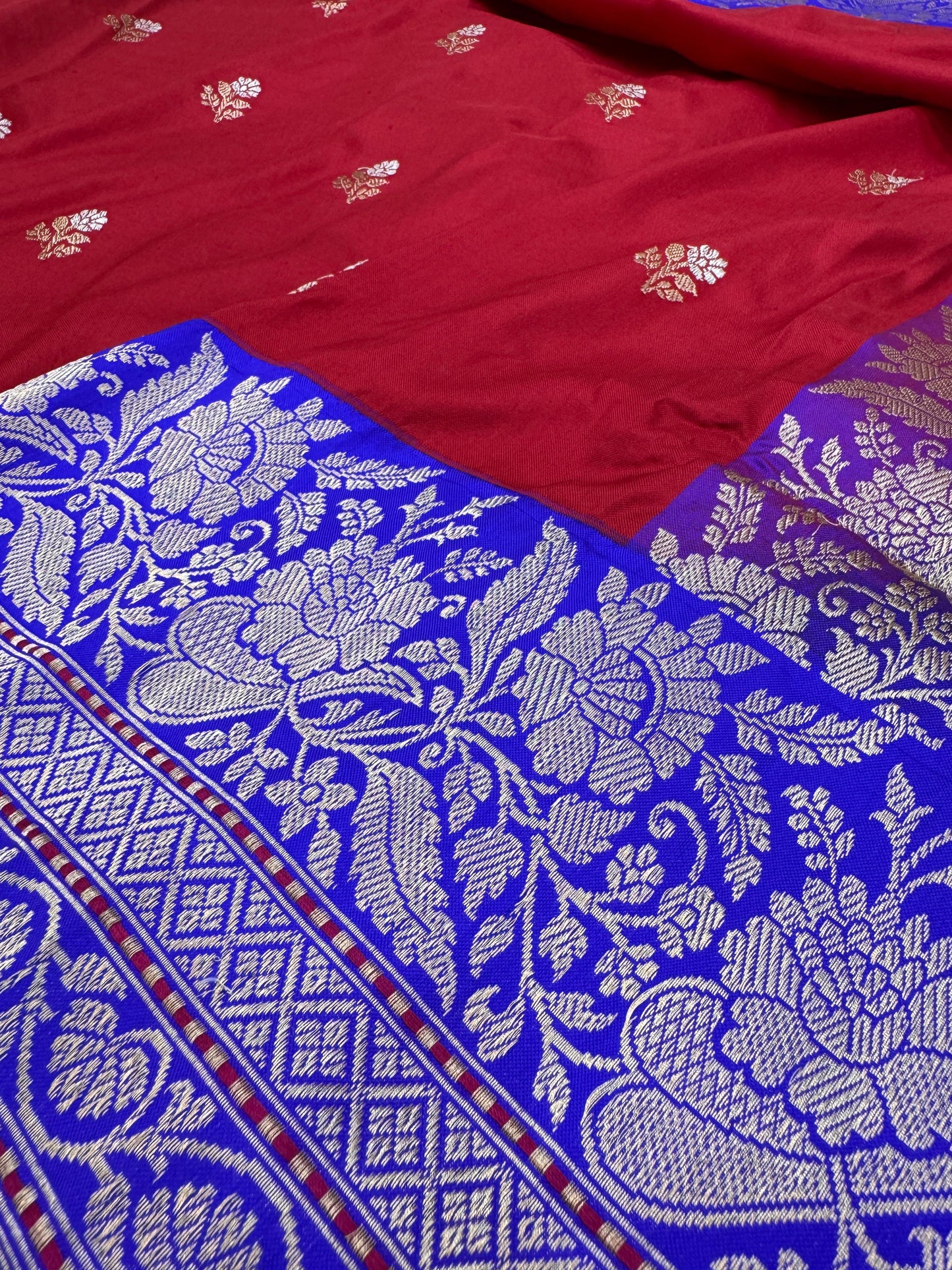 Pure Banarasi Katan Silk Kadiyal Border Saree