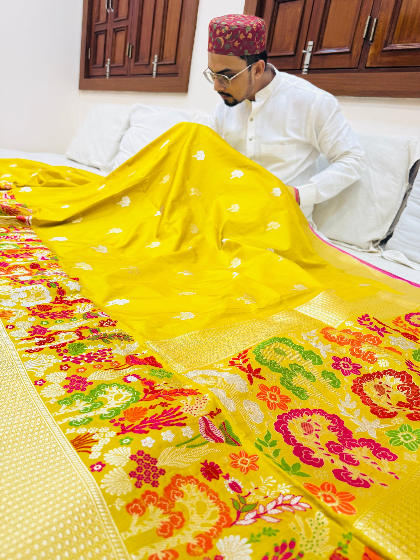 Pure Banarasi Katan Silk Mina Buti Skirt Border Saree