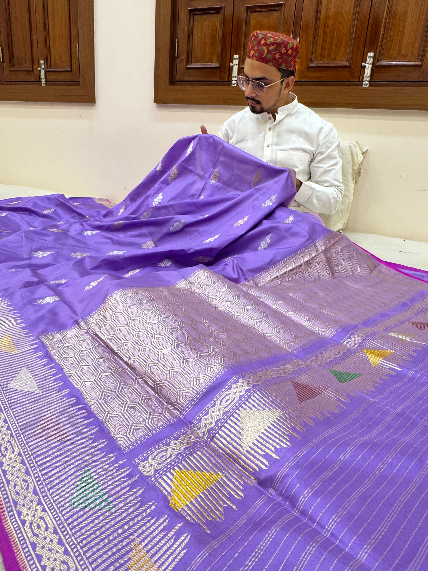 Pure Banarasi Katan Silk Sona Mina Buta Saree