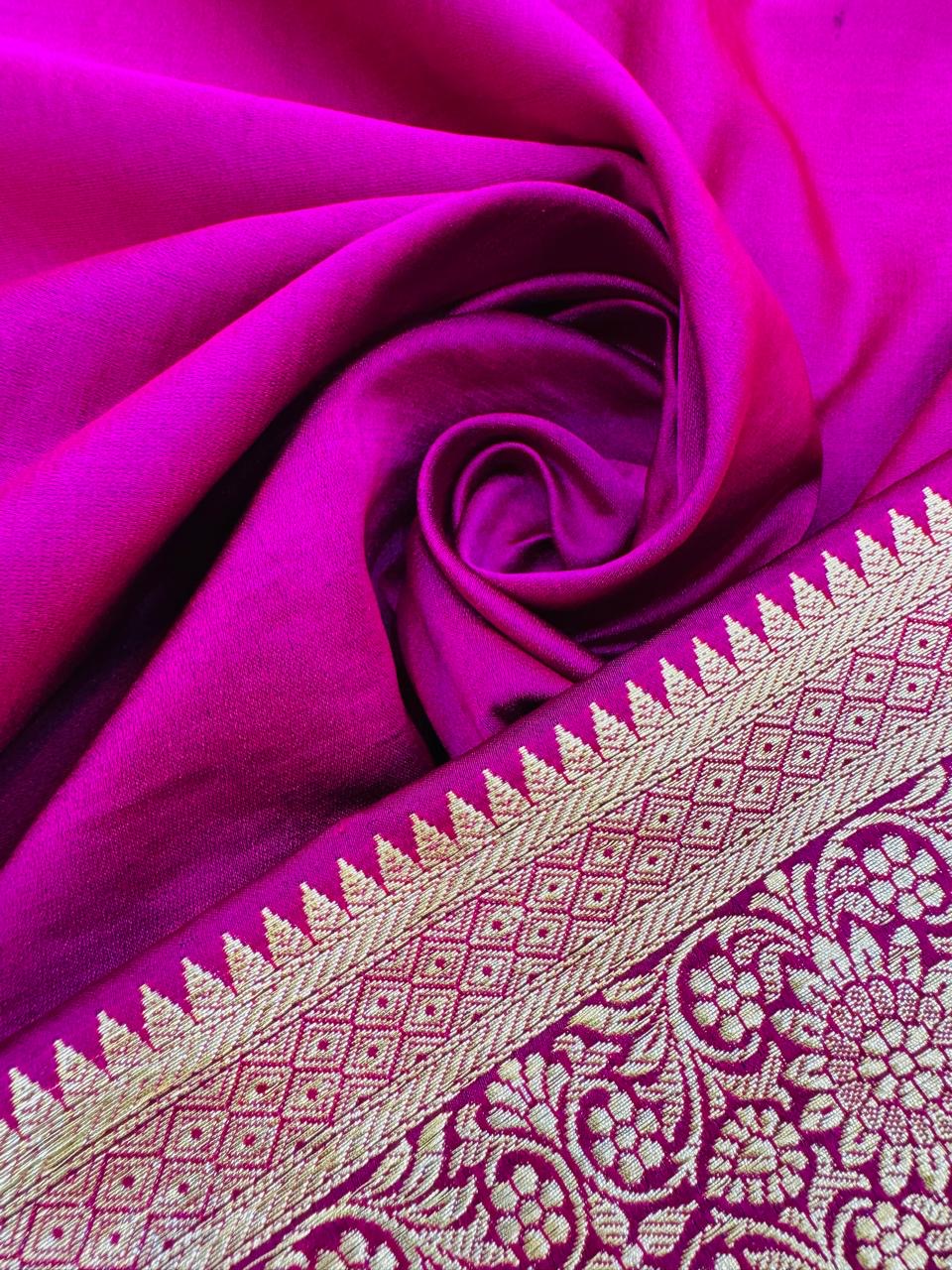 Pure Banarasi Satin Tanchoi Buti Saree