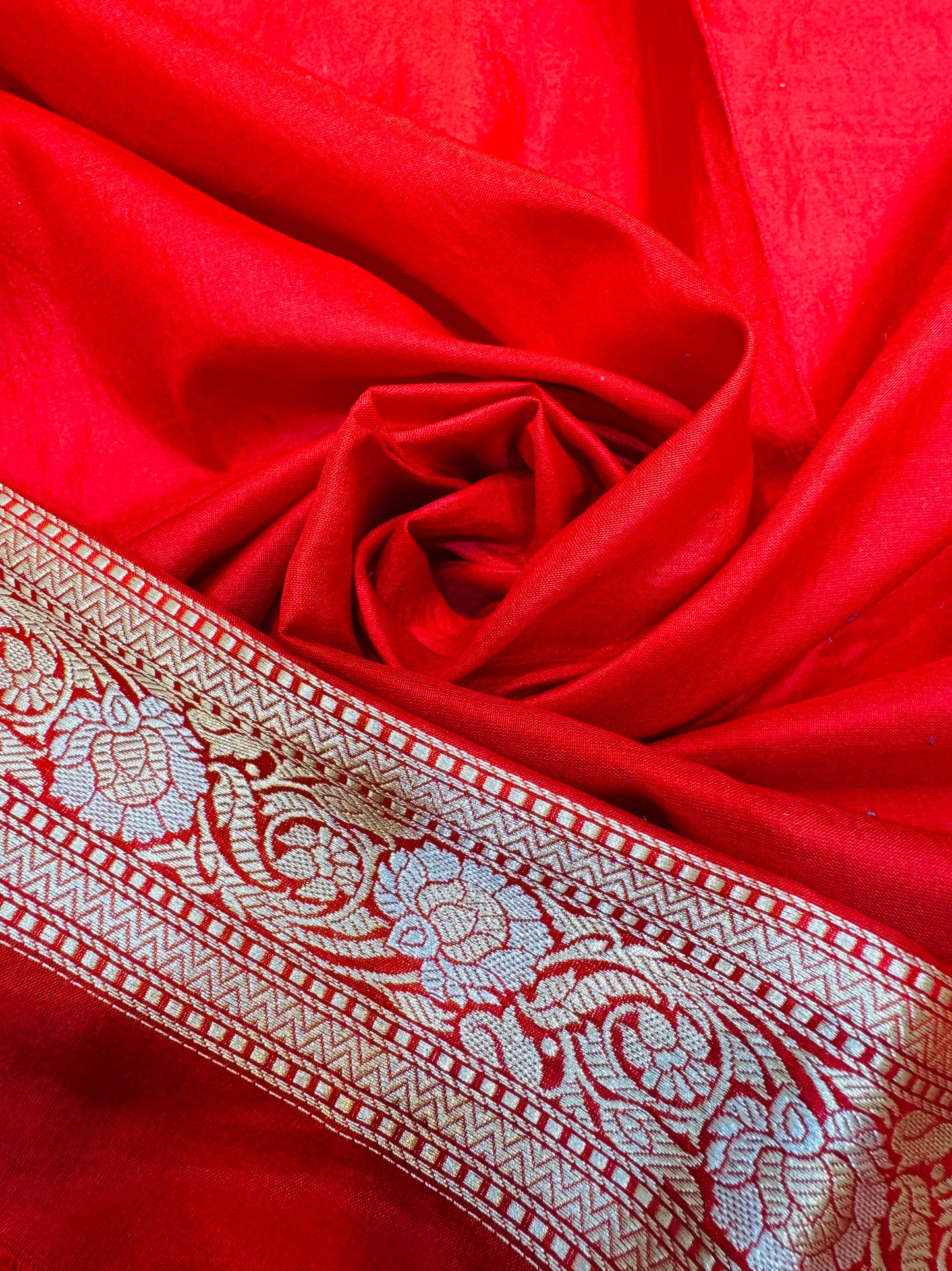 Pure Banarasi Katan Silk Sona Mina Jaal Saree