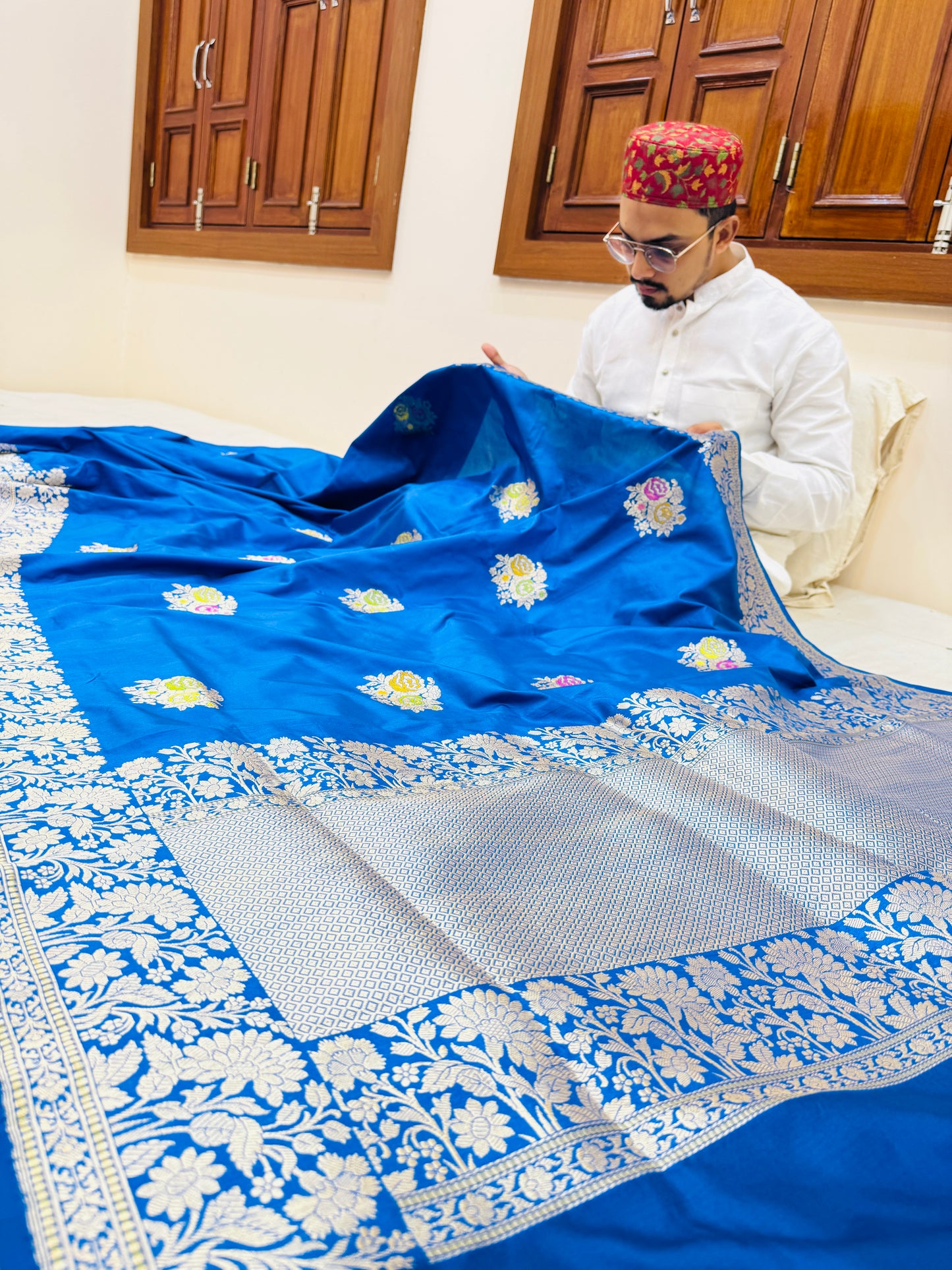 Pure Banarasi Katan Silk Buti Saree