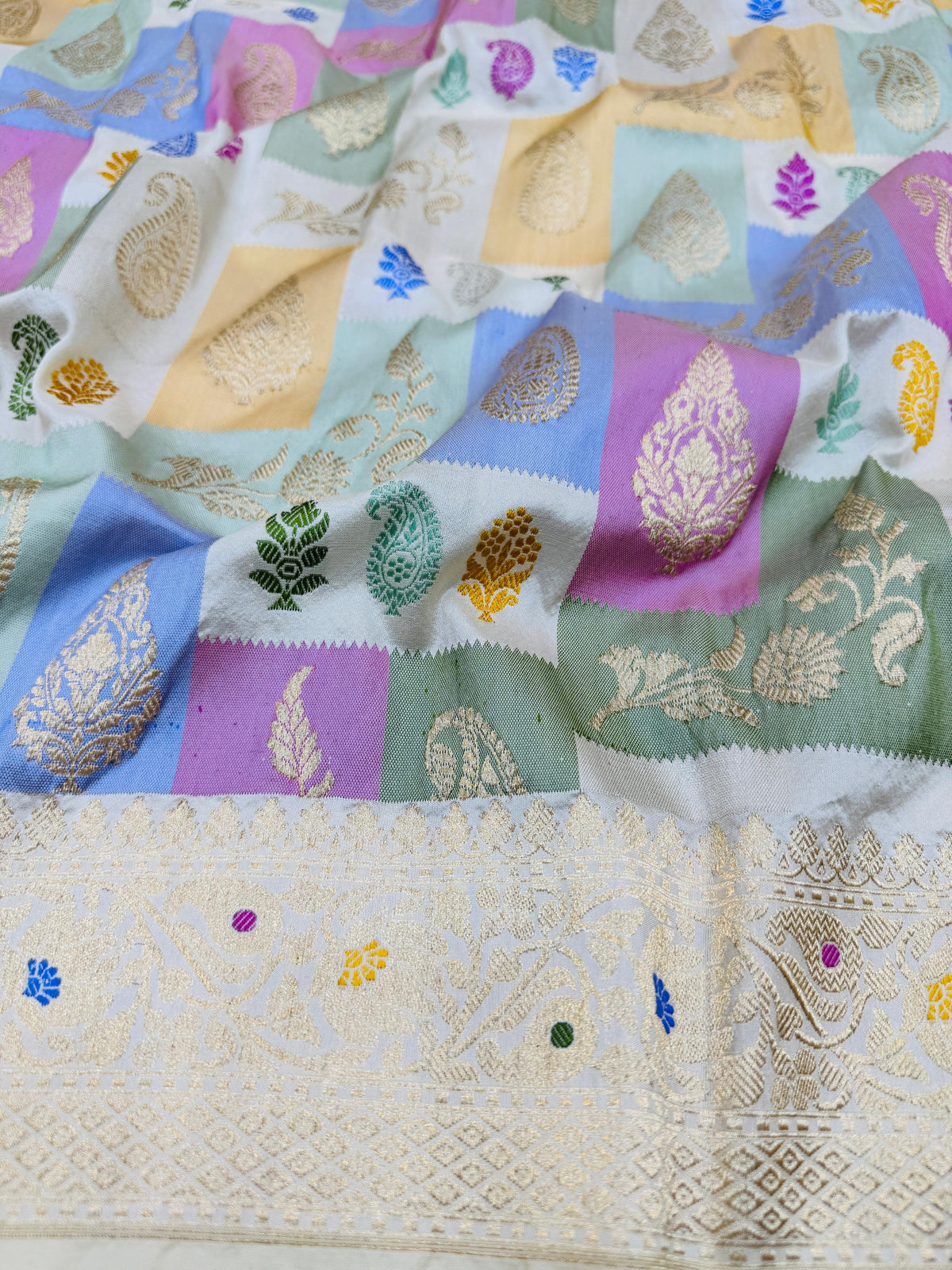 Katan Silk Geometric Rangkaat Saree