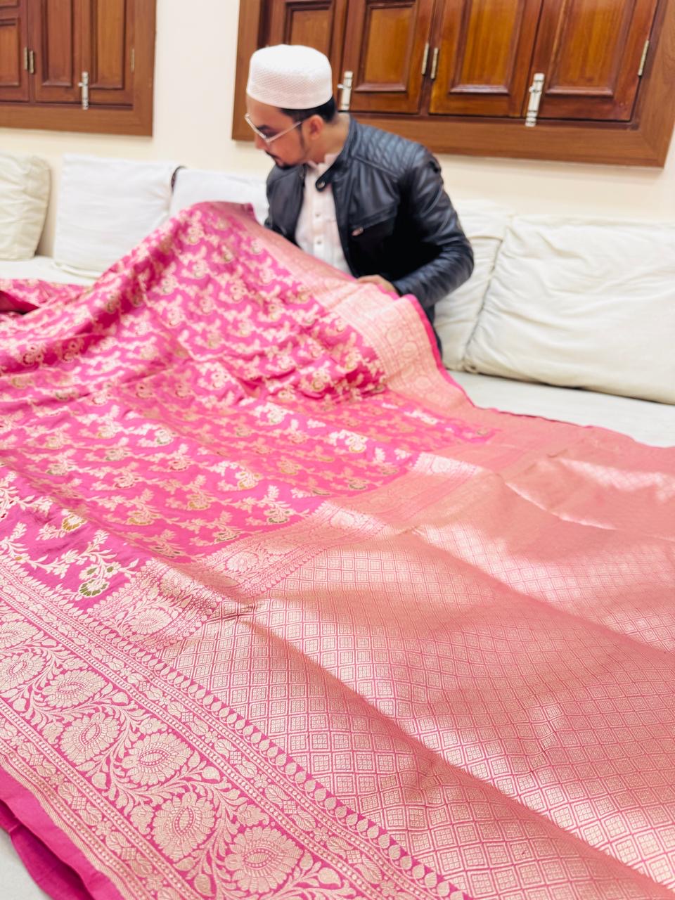 Pure Banarasi Katan Silk Mina Jaal Saree