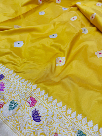 Pure Banarasi Katan Silk Kadhwa Buta Saree