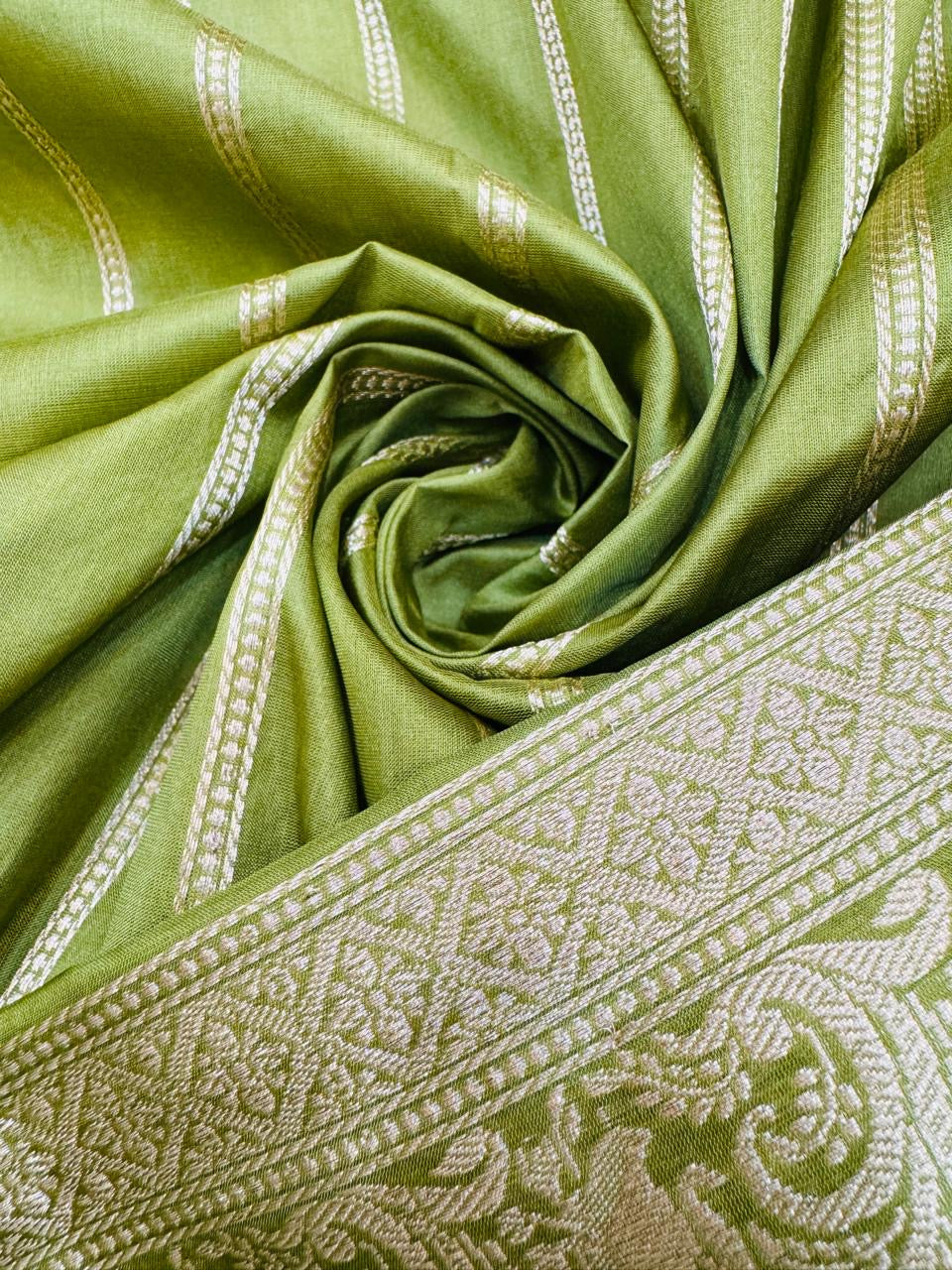 Pure Banarasi Katan Silk Rangkaat Saree