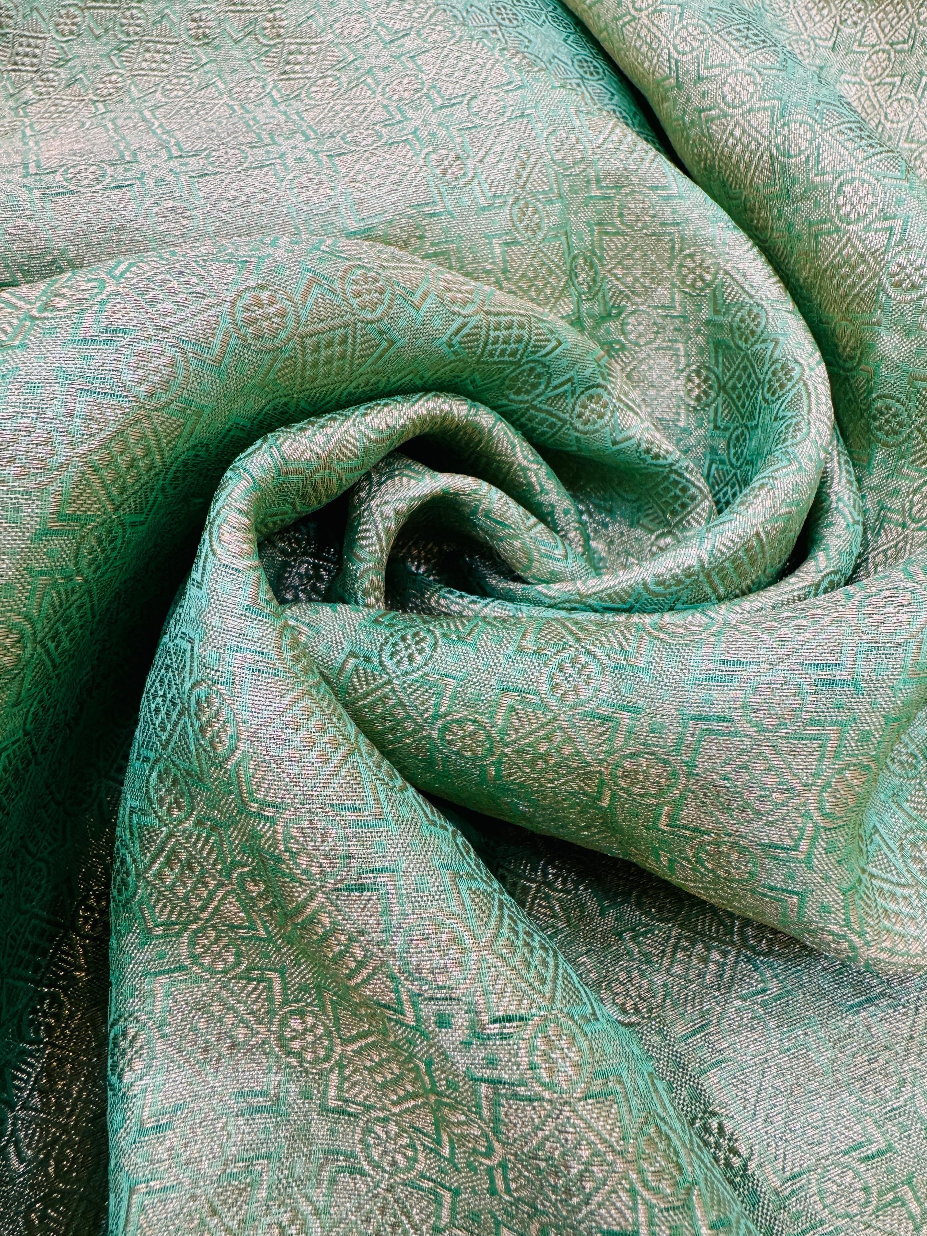 Pure Banarasi Kora Silk Embroidery Handbrush Saree