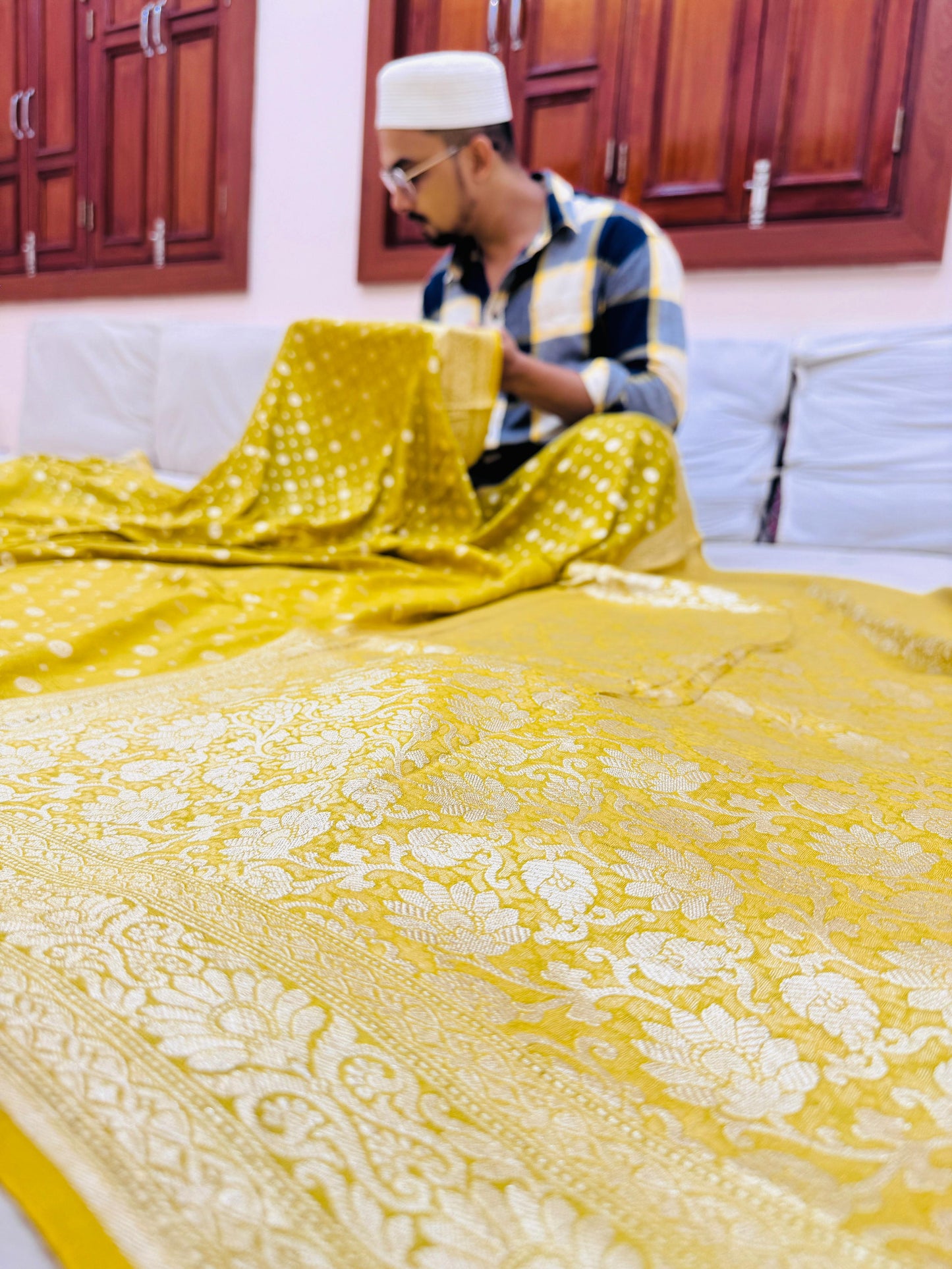 Pure Banarasi Munga Silk Jaal Saree