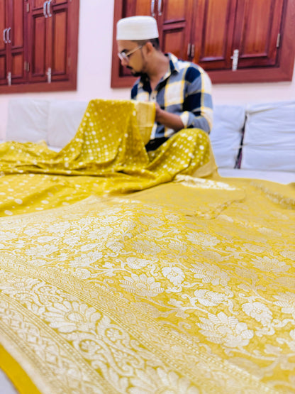Pure Banarasi Munga Silk Jaal Saree