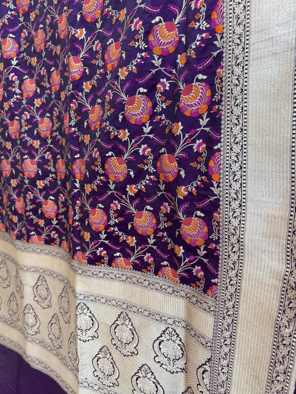 Pure Banarasi Katan Silk Mina Jaal Saree