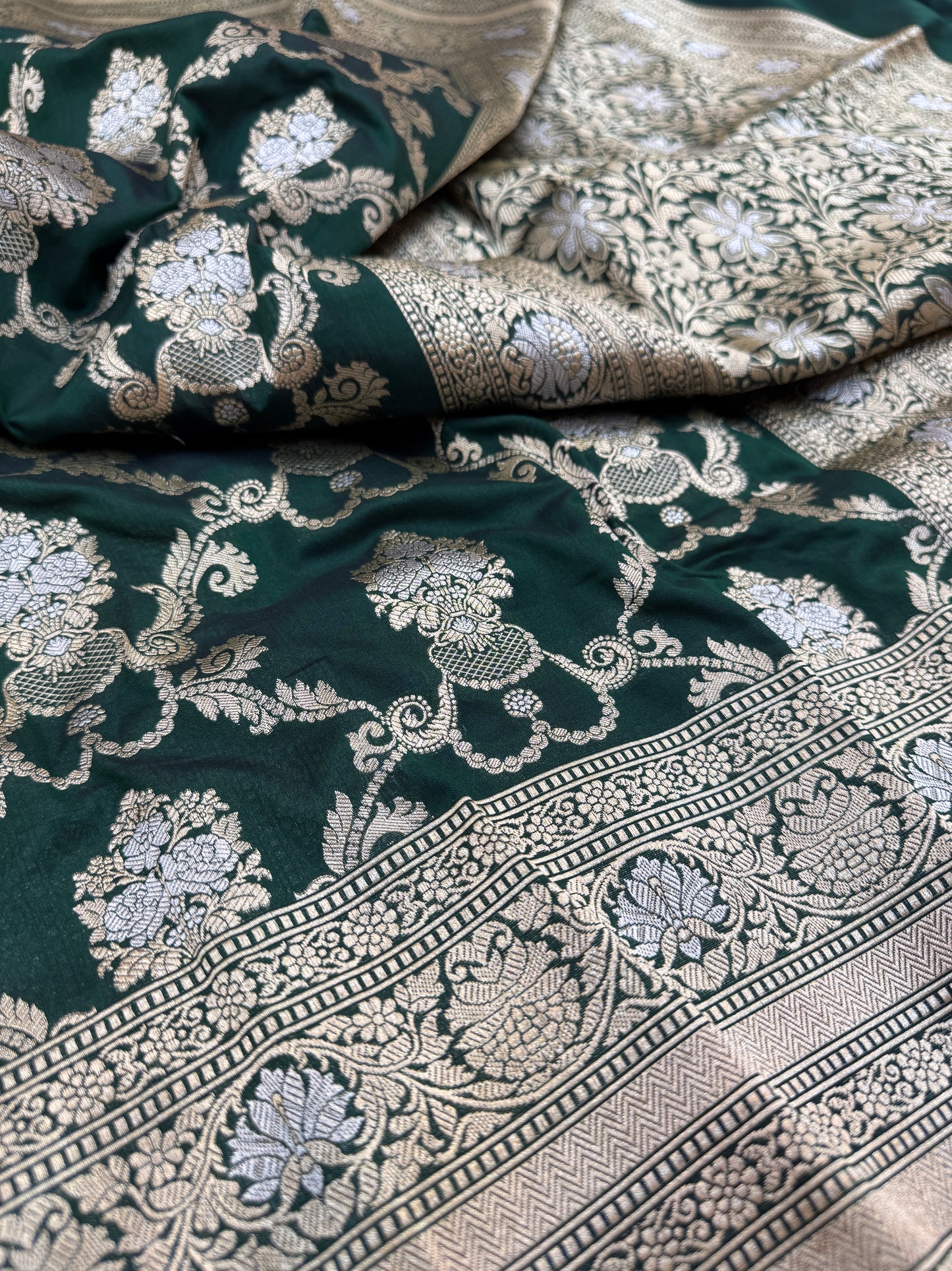 Pure Banarasi Katan Silk Sona Mina Jaal Saree