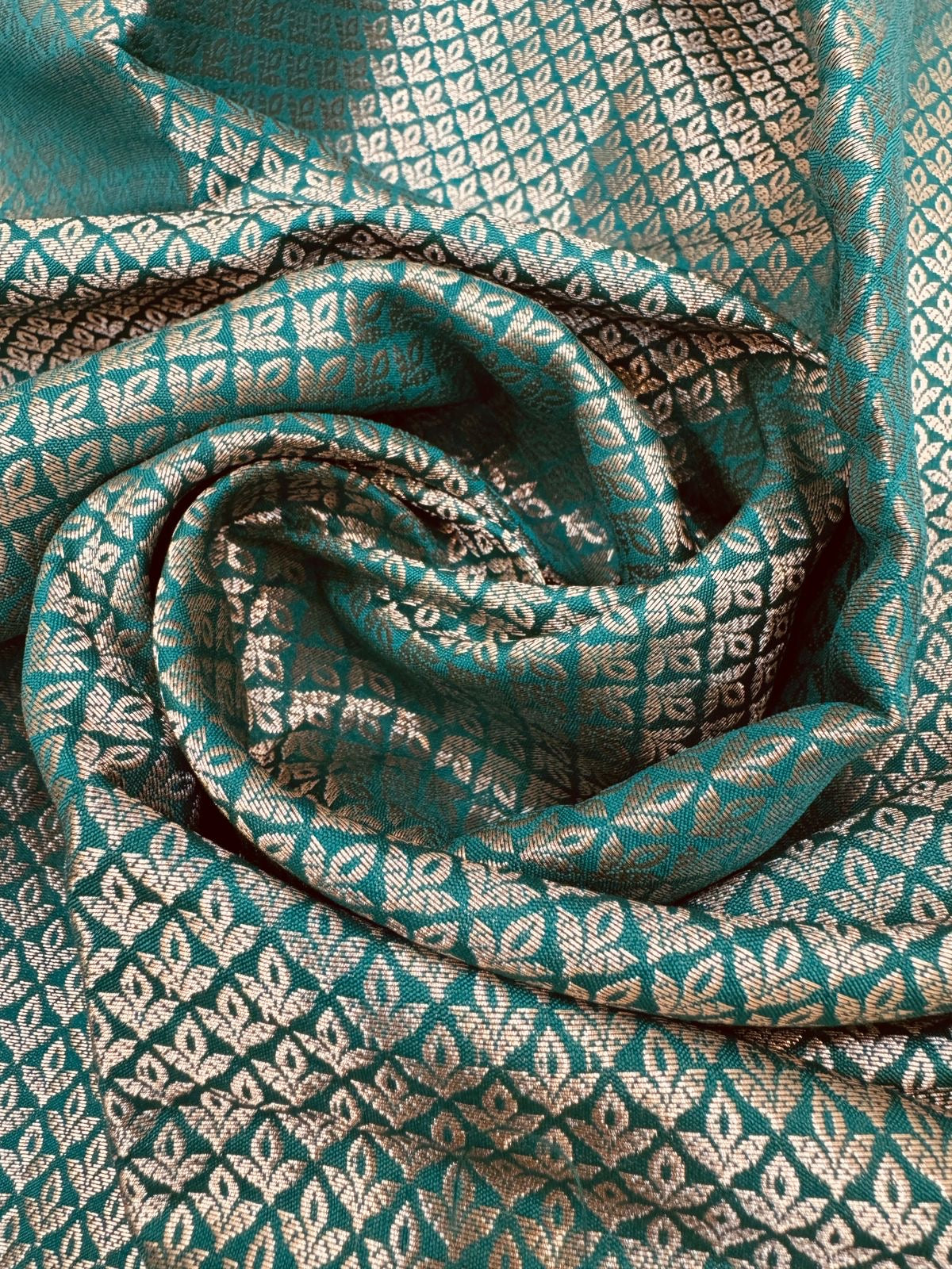 Pure Banarasi Chiniya Silk mina Buta