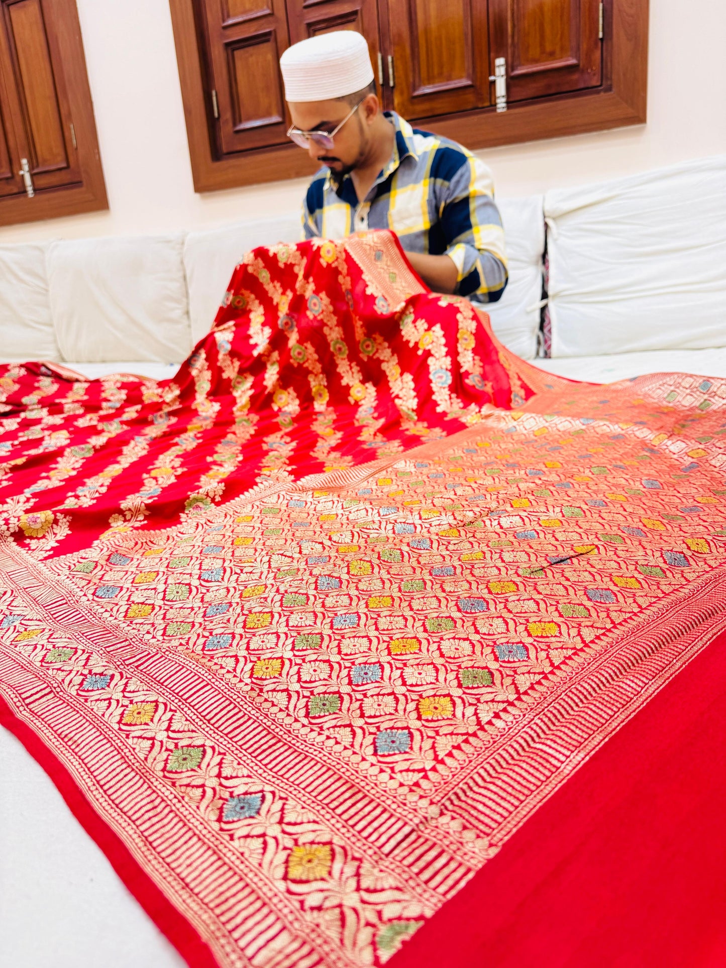 Pure Banarasi Munga Silk Cross Weaved Handbrush Saree