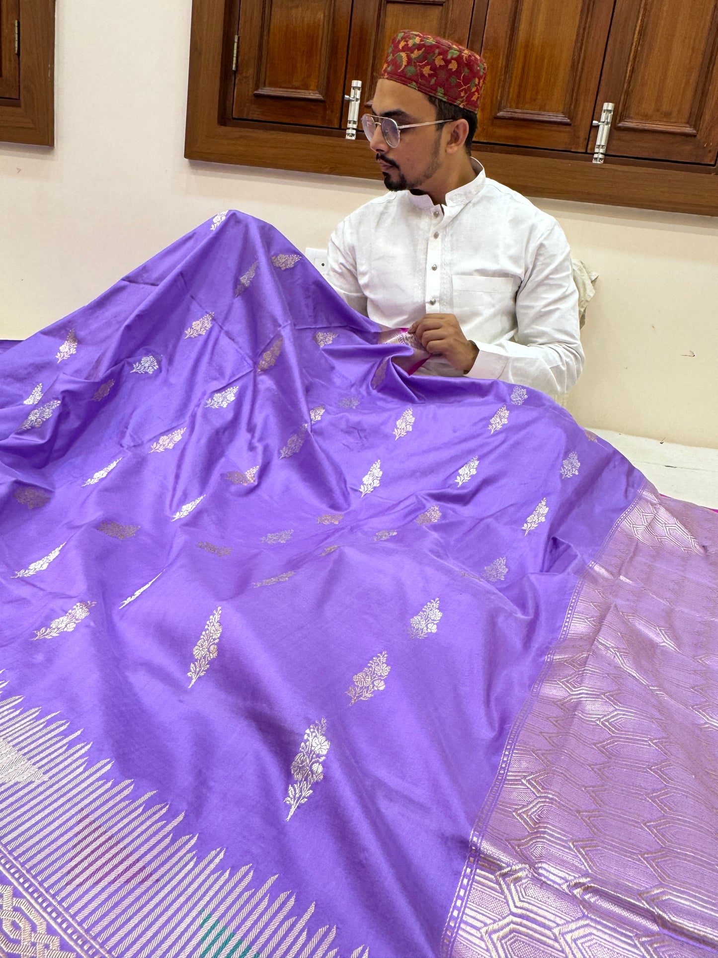 Pure Banarasi Katan Silk Sona Mina Buta Saree