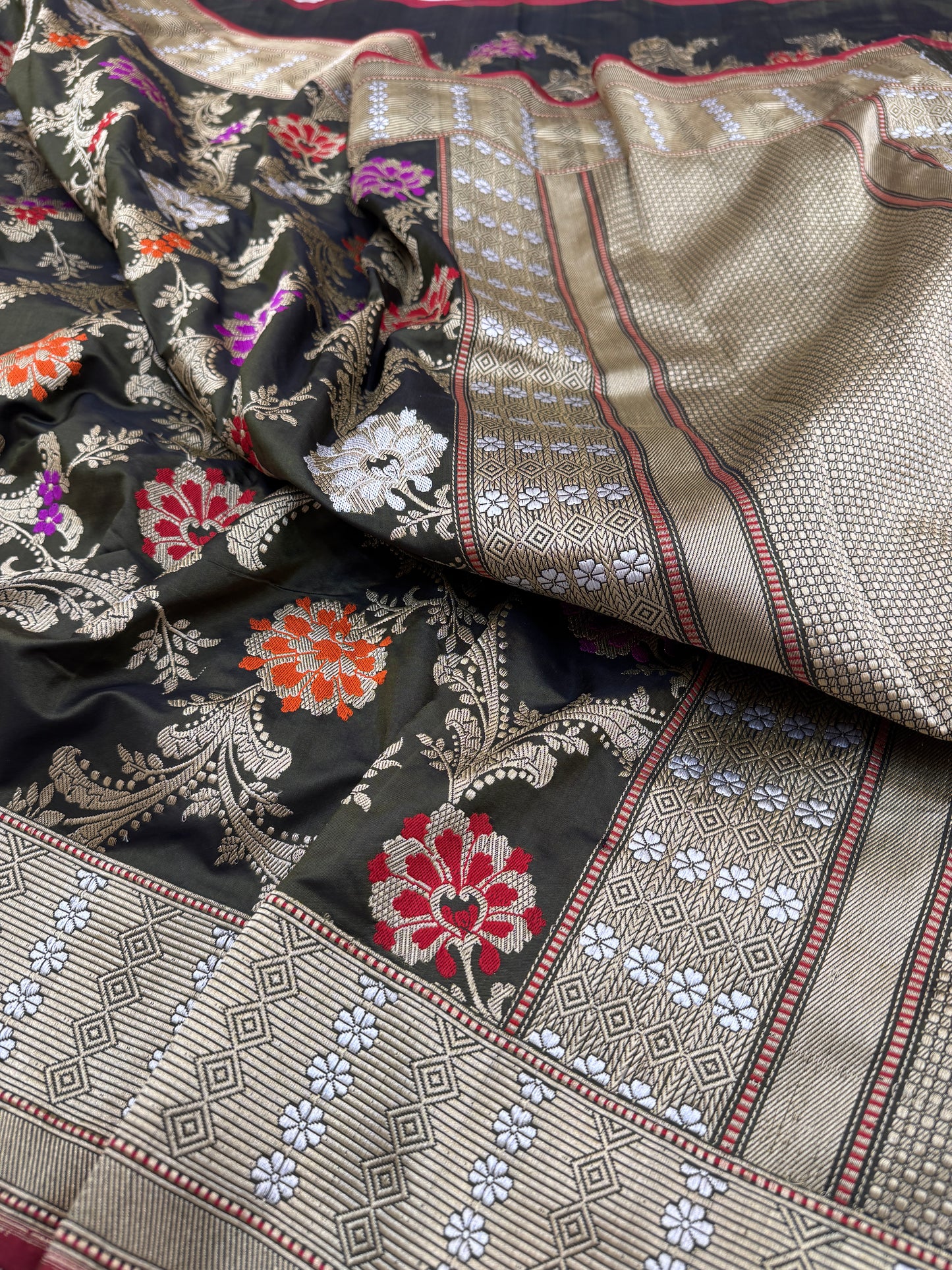 Pure Banarasi Katan Silk Kadhwa Mina Jaal Saree