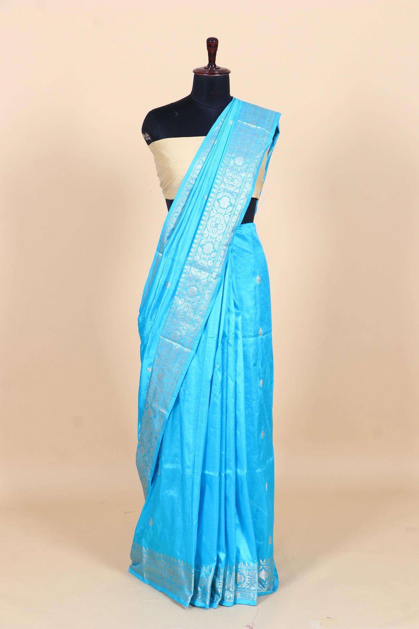 Pure Katan Silk Kadhwa Buti Banarasi Saree