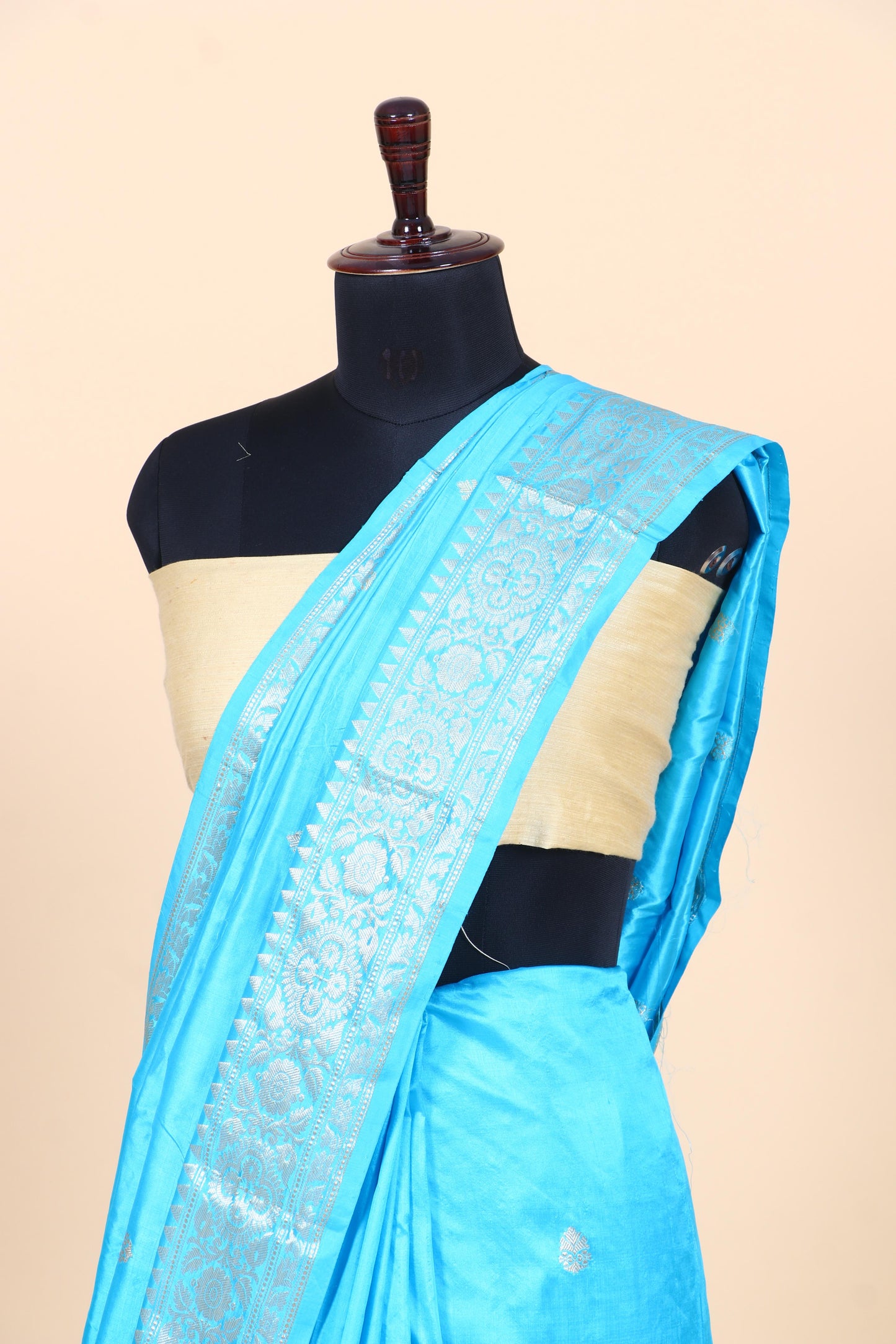 Pure Katan Silk Kadhwa Buti Banarasi Saree